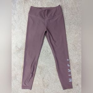 Nike leggings